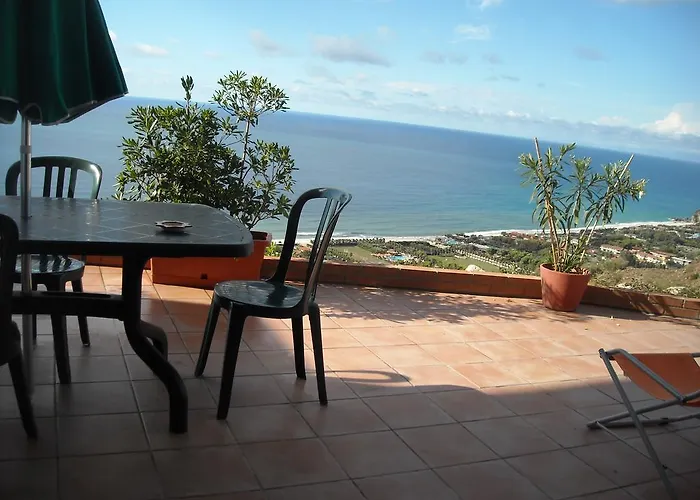 度假居 Zappino Holiday 赞布隆内